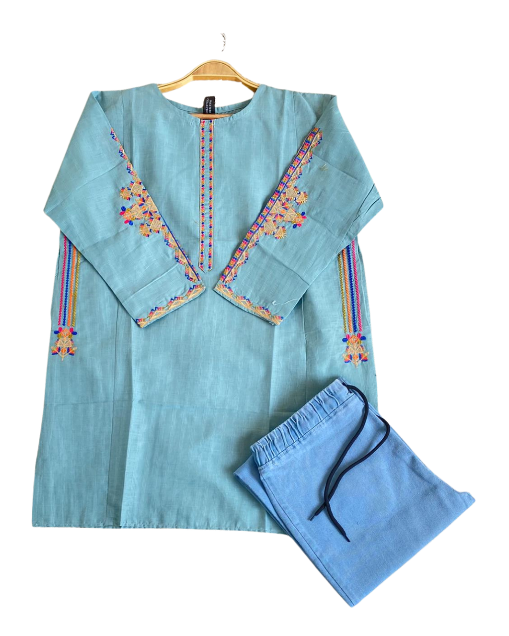 summer Cotton  Embroided Top with baggy jeans✨ Price